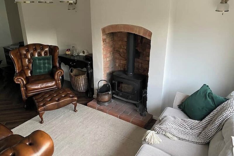 Cosy House (rental)