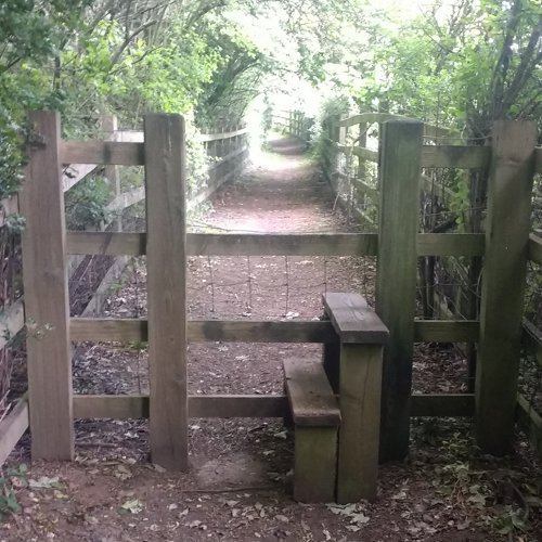 Stepped entrance into Monarch walk